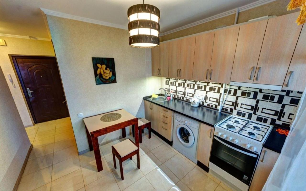 Топ 1К Квартира Метро Лукьяновка, Юрия Ильенка 49 Kyiv Exterior photo